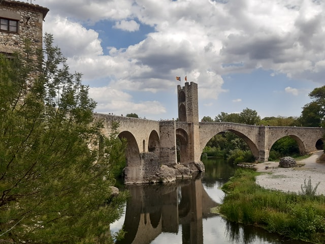 besalu-que-ver-en-españa