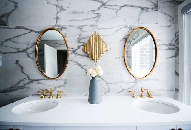 brass-bathroom-design-ideas